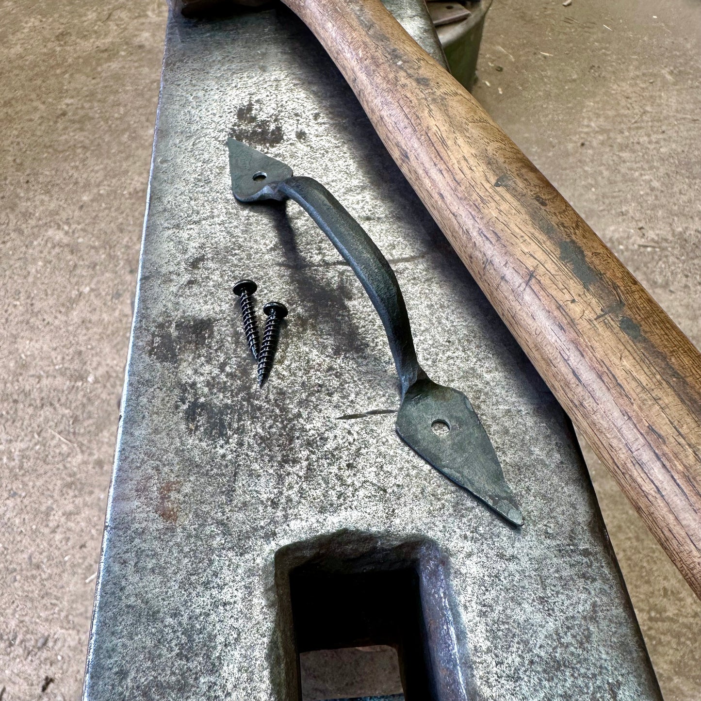 Simple Spade Cabinet Handles