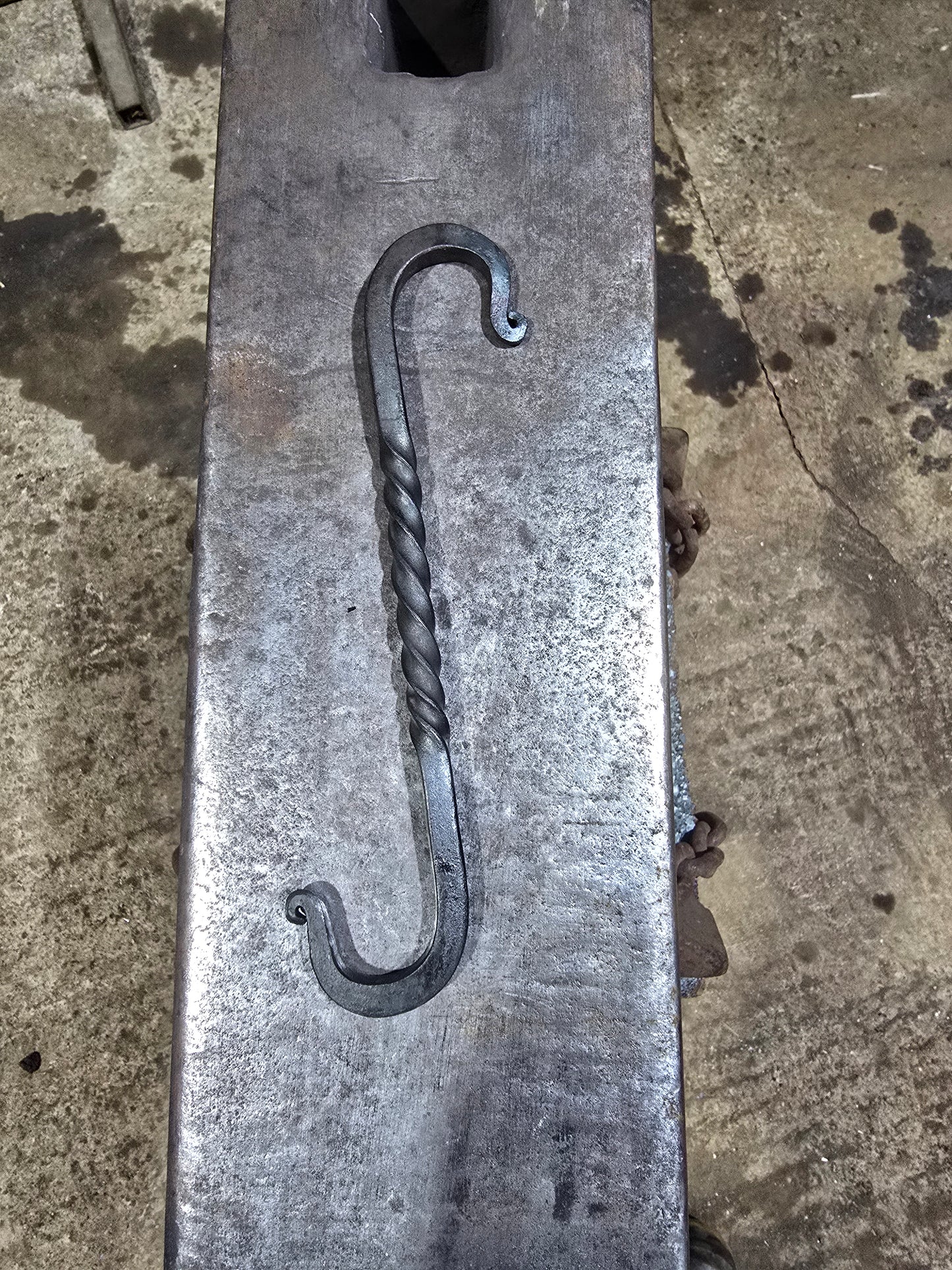 Square Twisted 'S' Hook