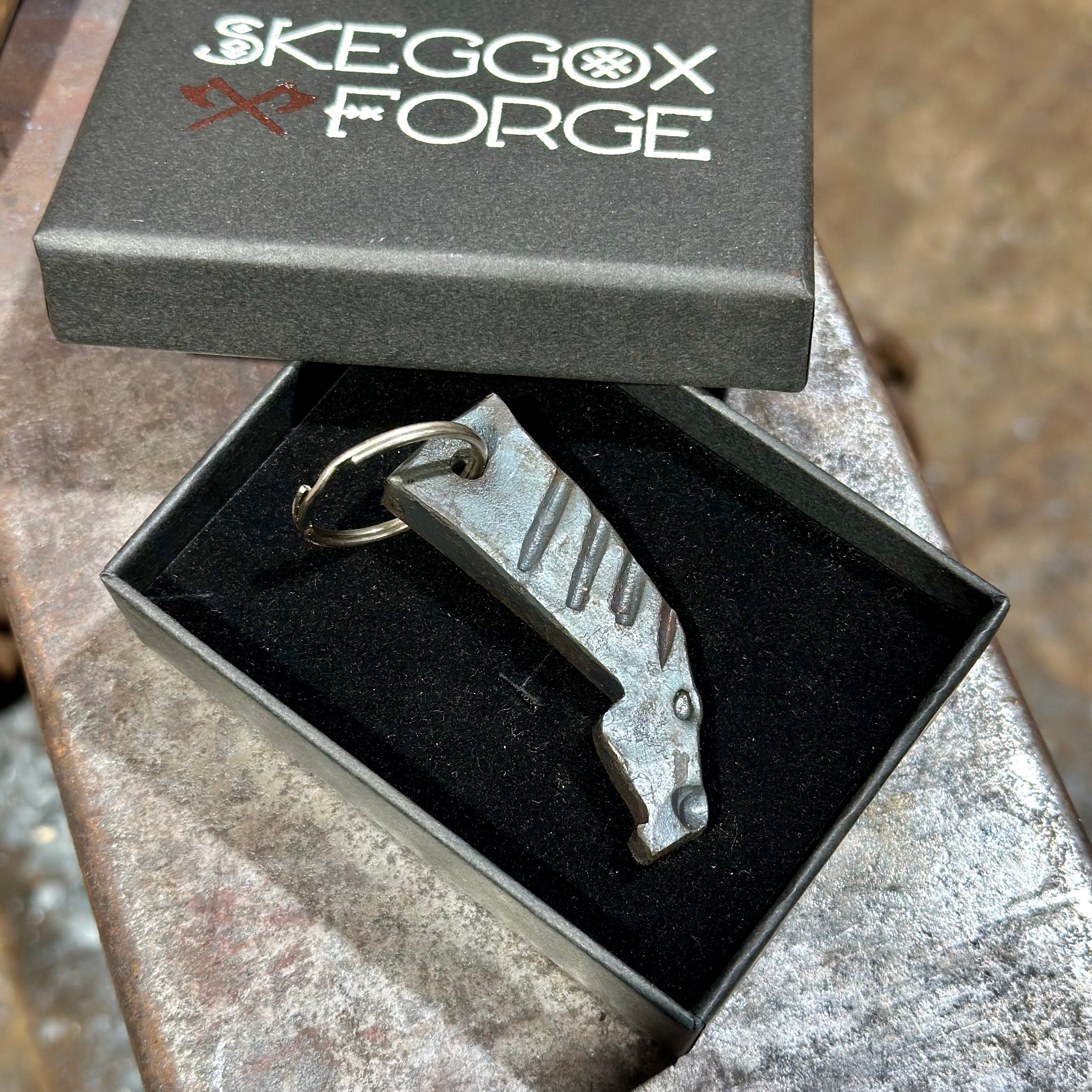 Horse Head Keyring – Skeggox Forge