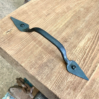 Simple Spade Cabinet Handles