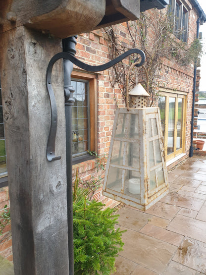 Simple Hanging Basket Bracket